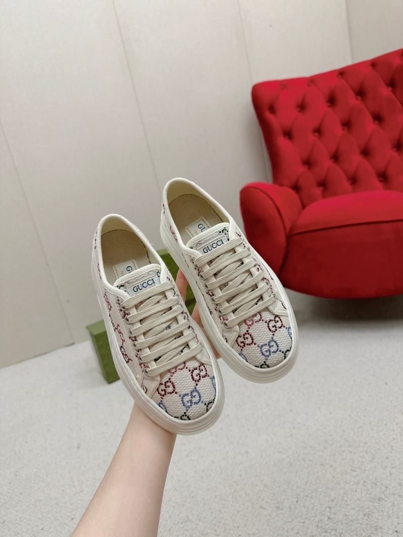 Gucci Low Shoes